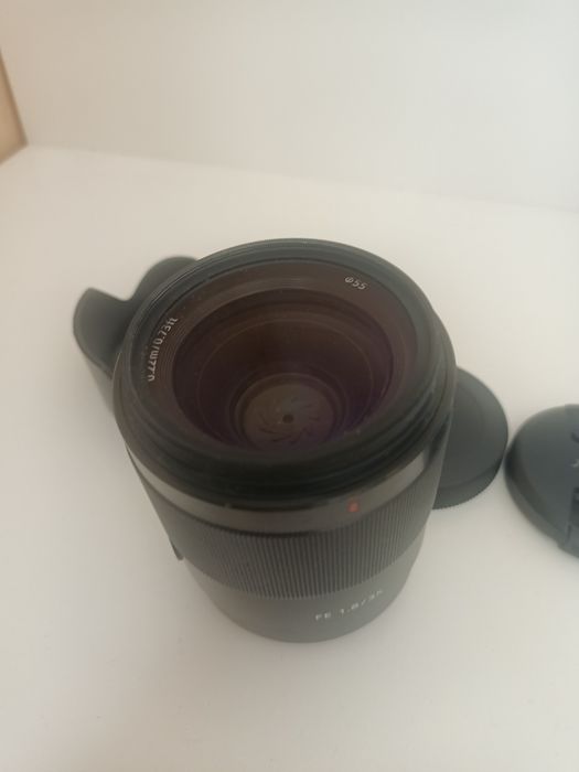 Sony 35mm f1.8 full frame