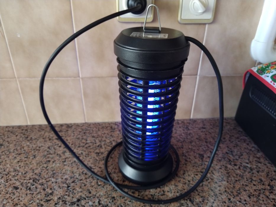 Mata-moscas mosquitos campismo casa quarto apartamento vivenda carro.