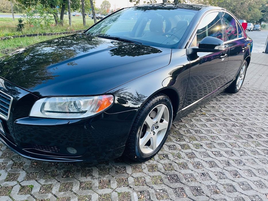 Volvo S80