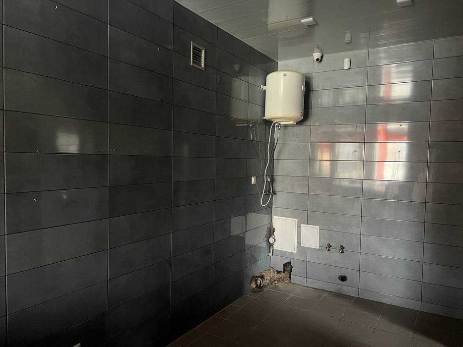 Без комісії. Центр. Фасад. Ремонт. Приміщення 78,9 м