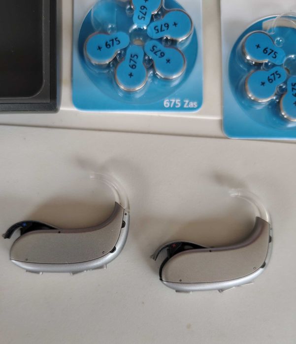 Aparelho auditivo Amplifon como novo