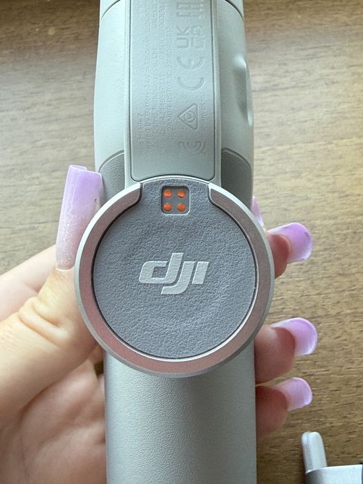 Stabilizator DJI osmo mobile 7