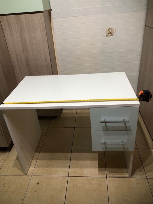 Biurko kosmetyczne/do manicure