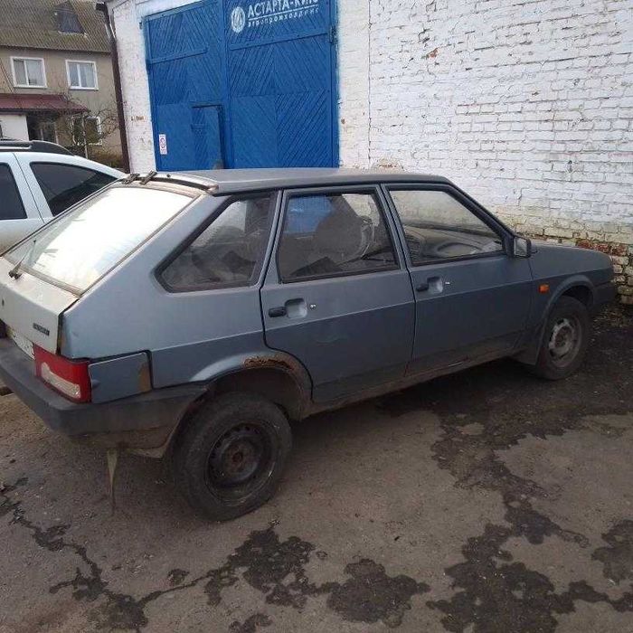 Автомобіль ВАЗ 210934