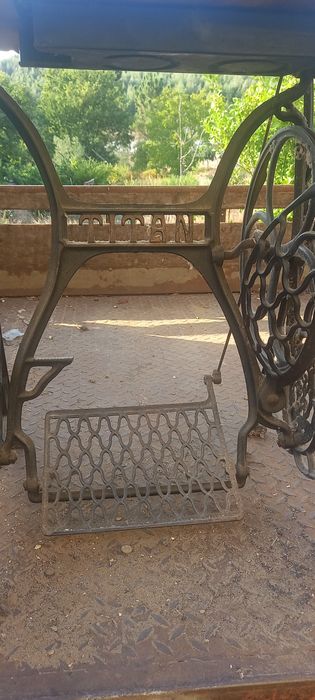 Máquina de costura antiga