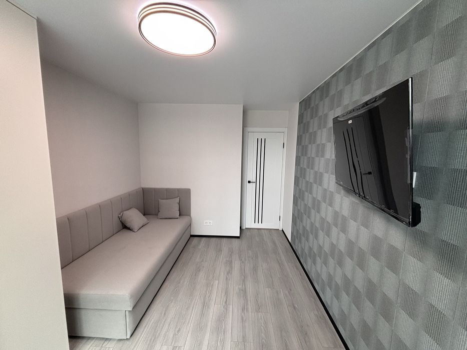 Продаж двокімнатноі квартири з ремонтом в ЖК « Рідний дім»