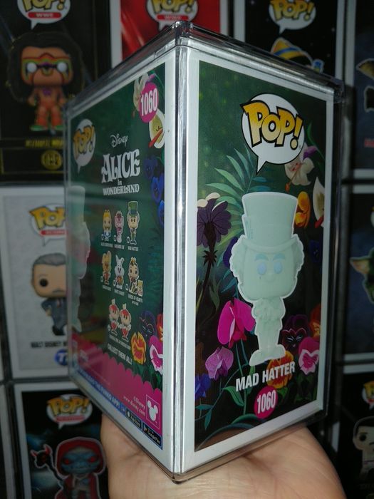 Funko Pop Alice in Wonderland Mad Hatter Glow Limited Edition Ultra 5000 Pcs