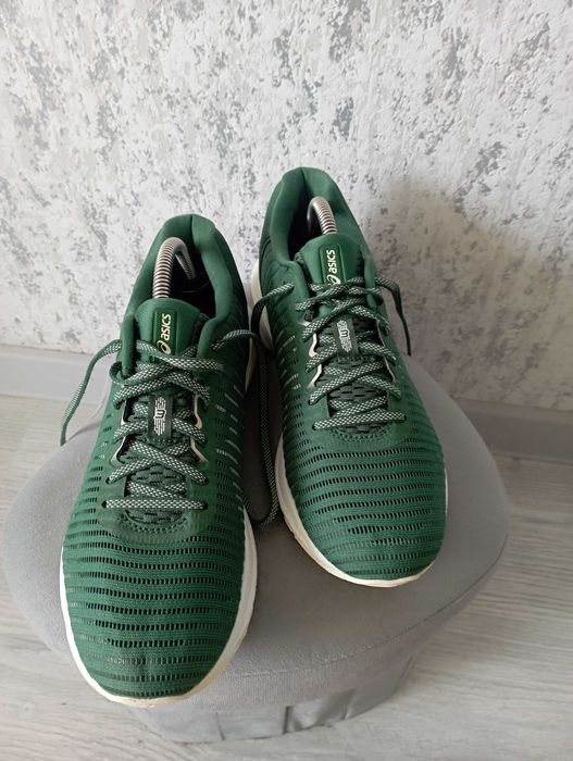 Кросівки ASICS Dyna Flute 3.