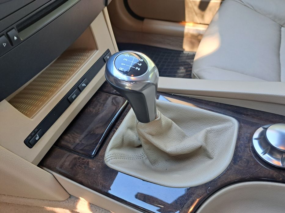 Sprzeda Bmw e60 2.2b