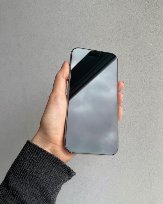 iPhone 15 pro IMPECÁVEL