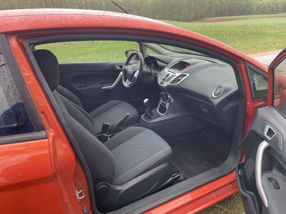 Ford foesta benzynka