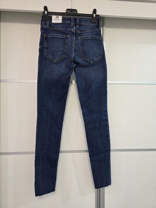 Spodnie jeans mango 32 obcisłe rurki skinny