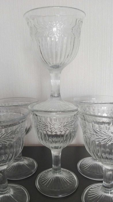 Kielichy, puchary, szkło Ząbkowice, 6 szt Nowe