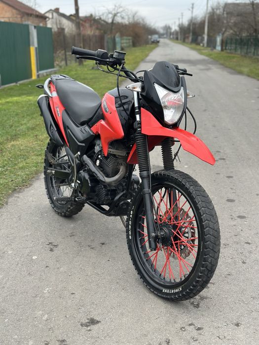 Продам Loncin pruss 200