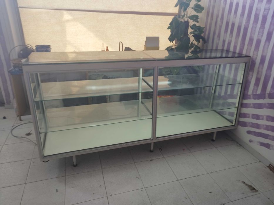 Balcão/expositor e armário/expositor64186065449731122