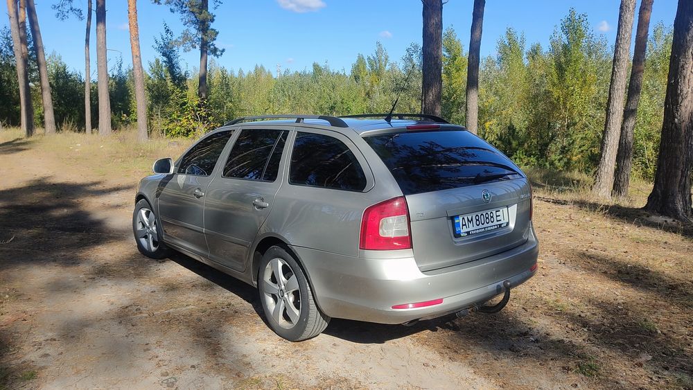 Продам недорого гарну Шкоду Октавію 2011 року. Дизель.
