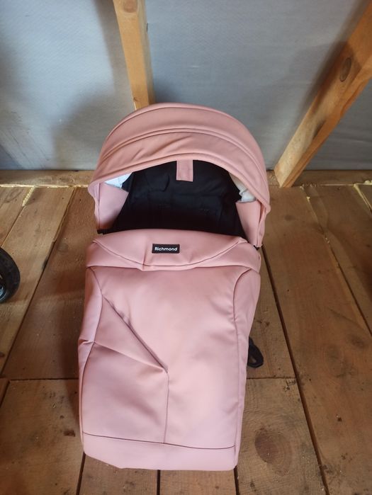 Продам коляску  2в1 Richmond Crystal 02 (Пудровий)