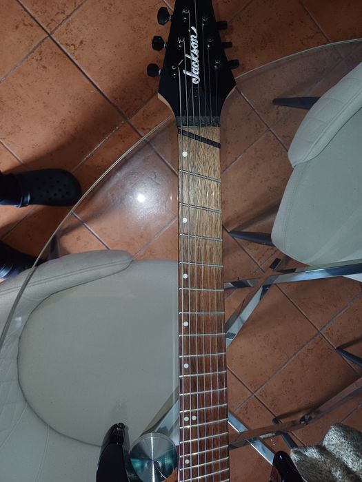 Jackson X Series Dinky Arch Top DKAF7 MS, Multi-Scale, Gloss Black