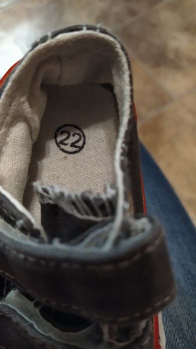 Trampki chłopięce 22