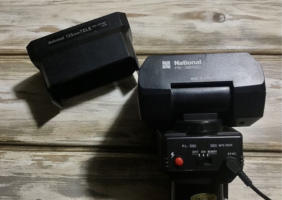 Flash National PE-381SG + Tele 135mm PP-TP13C