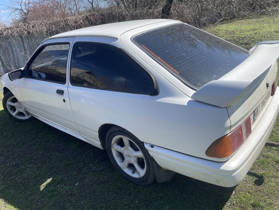 Продам Форд Сієрра 1.6