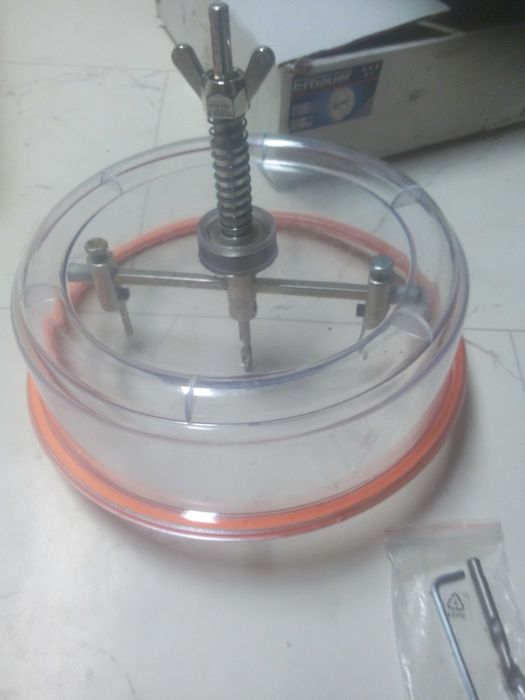 Otwornica regulowana Erbauer 40-200 mm