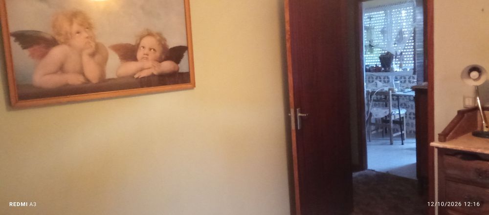 Alugo quarto para duas pessoas