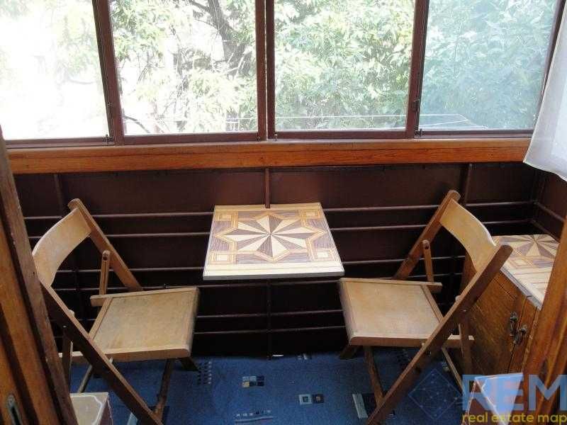 Продам 2х комнатная квартира сталинка ул. Белинского(Леонтовича)