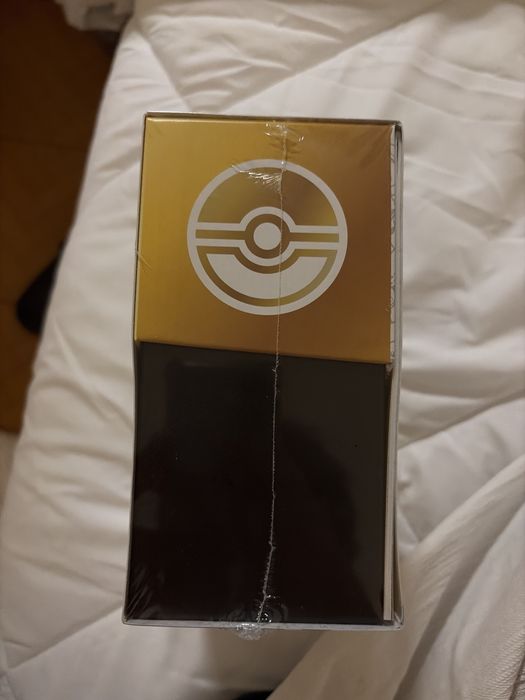 Trading Card Game Pokemon 30th  Celebration