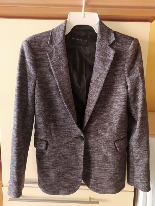 Продам 2 піджаки на ріст 146-152