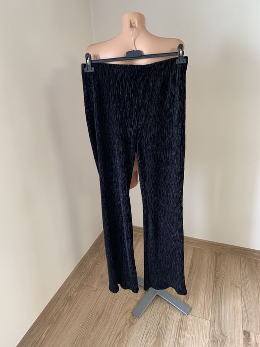 Nowe spodnie H&M divided rozmiar M