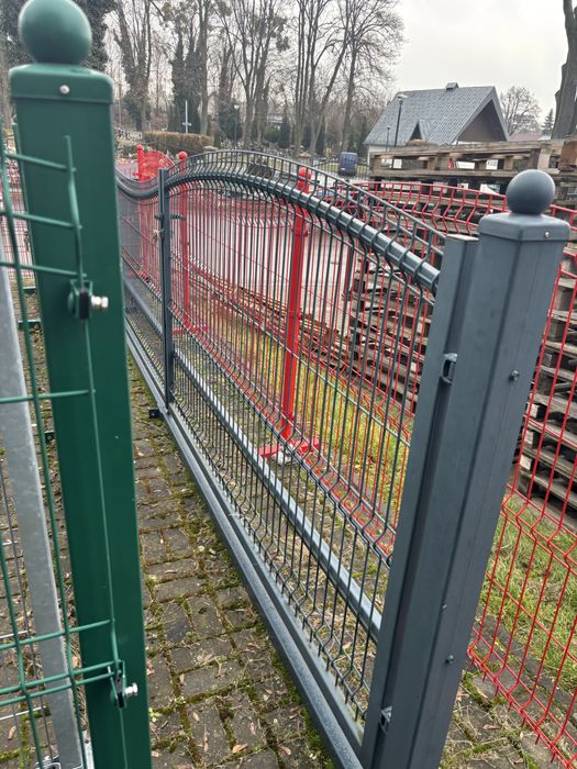 Ogrodzenia panelowe łukowe fala