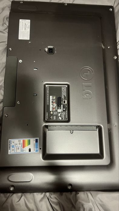 Телевізор LG 42LB650V-ZN