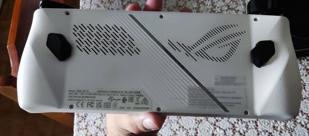 Consola Asus Rog Ally