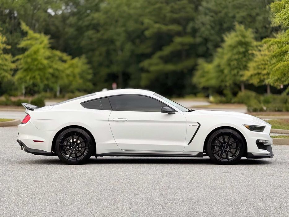 Ford Mustang Shelby GT350      2016
