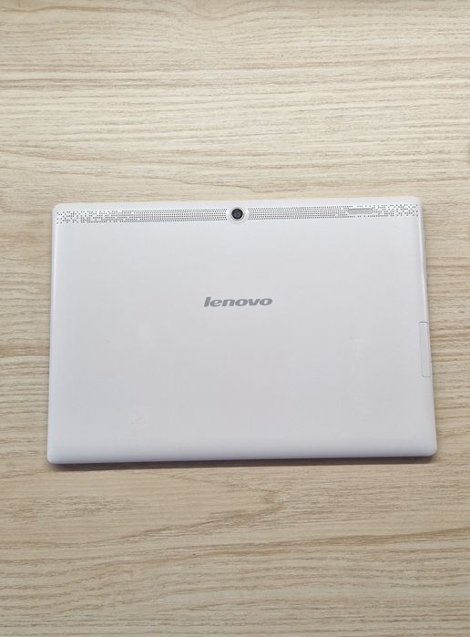 Tablet Lenovo 10 cal DUŻY