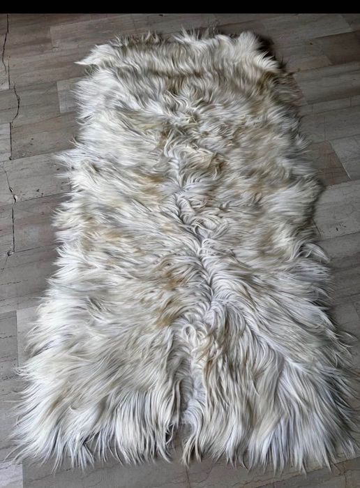 Натуральний килим монгольської кози