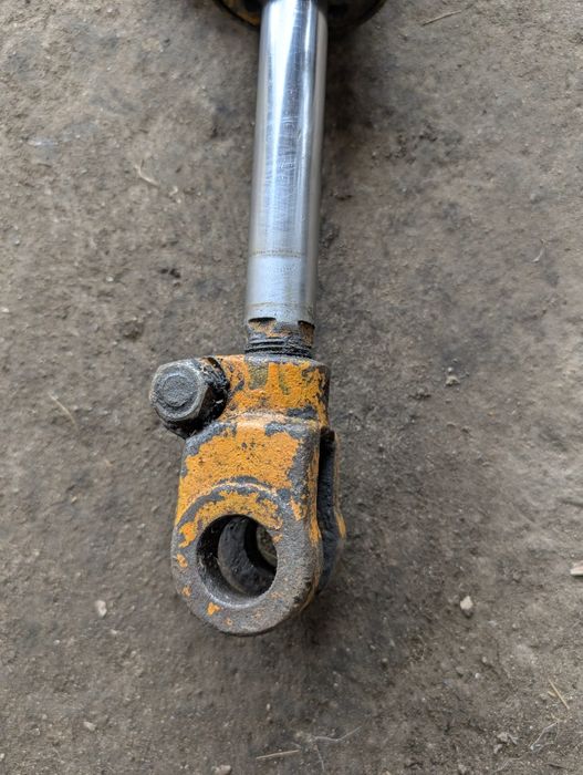 Продам гідроциліндр