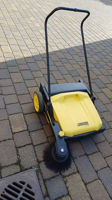 Zamiatarka Karcher S750