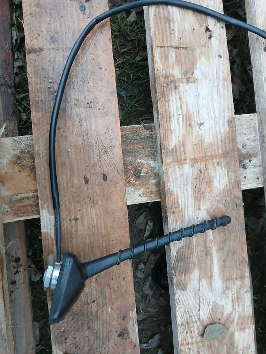 Antena podstawa bat Toyota Yaris 3 III 11-20r oryginal