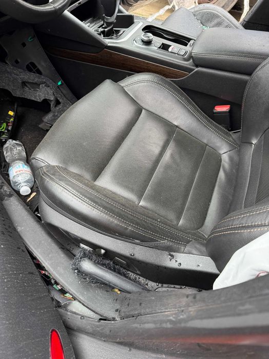 Renault Talisman під відновлення