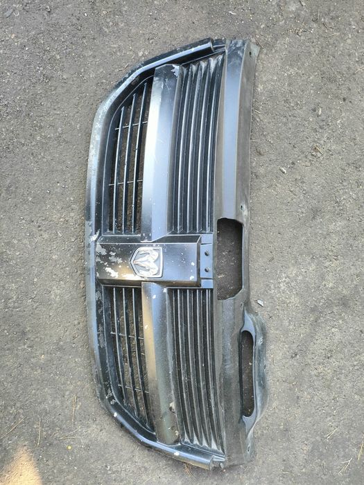 Dodge Journey atrapa zderzaka grill 2008rok