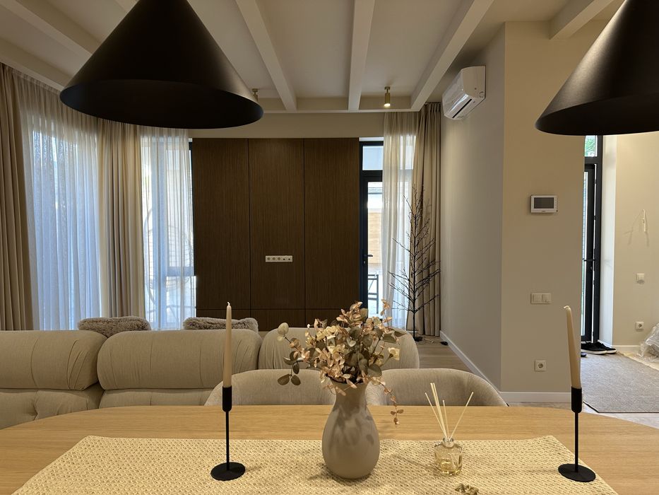 Шикарный дом на 12 фонтана