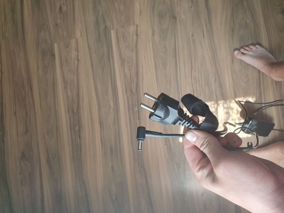 Підзарядне на ноутбук асус