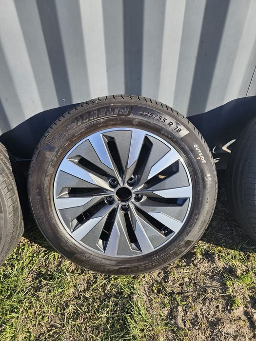 Felgi aluminiowe AUDI 18  5X112 volkswagen