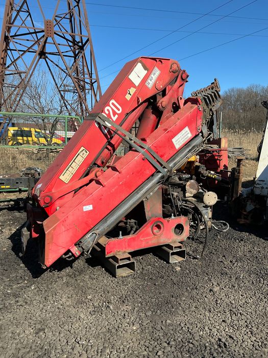 Кран маніпулятор HMF 2824/6