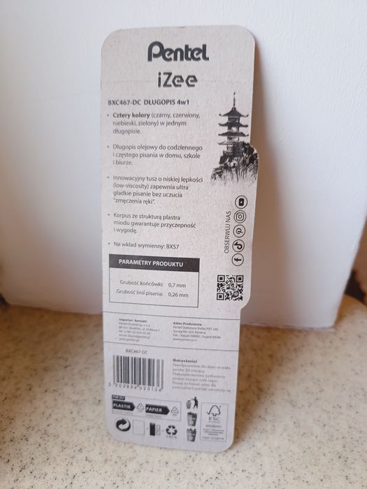 Długopis Pentel, cztery kolory, dwa wkłady gratis