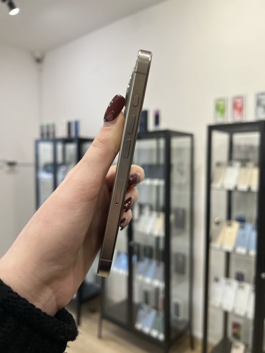 Telefon iPhone 15 PRO 256GB Szary Apple Gwarancja iTrade