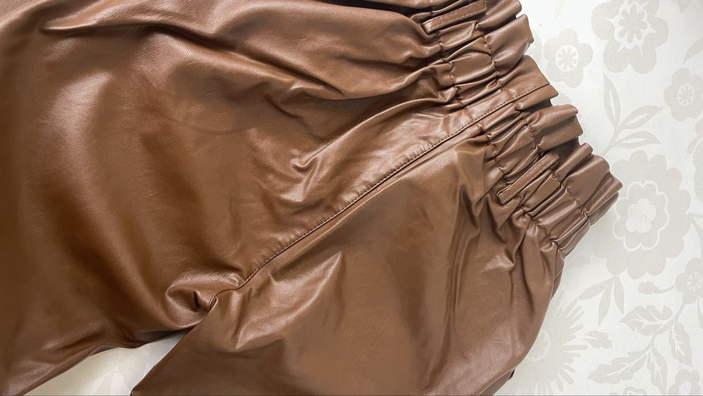 Шкіряні брюки шоколодні