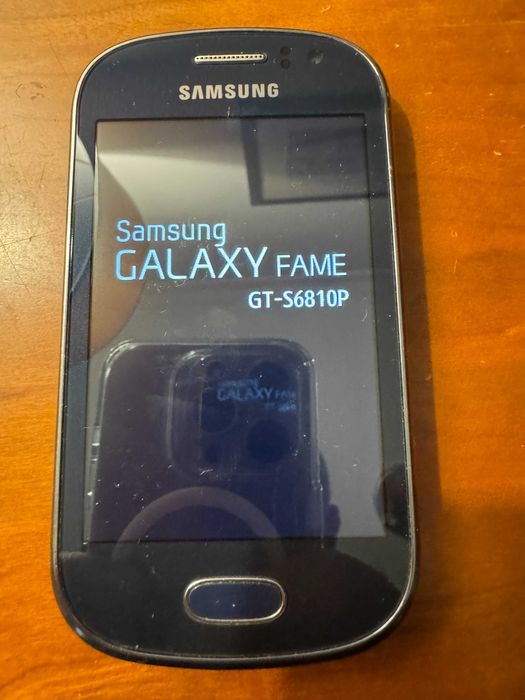 Telemóvel Samsung Galaxy Fame - Impecável
